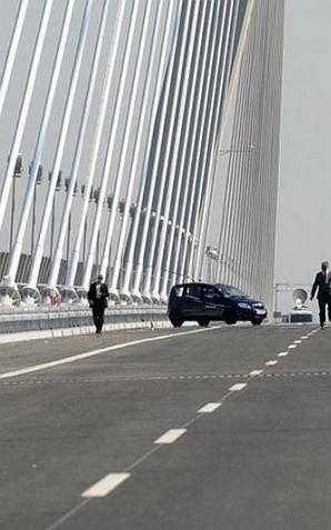 Mijający rok rekordowy pod względem bezpośrednich inwestycji w Polsce. 825 miliardów euro!