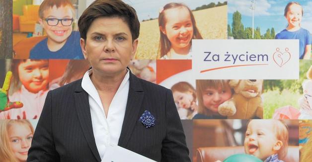 [VIDEO]Premier Beata Szydło zapowiedziała Rządowy Program wsparcia dla rodzin 